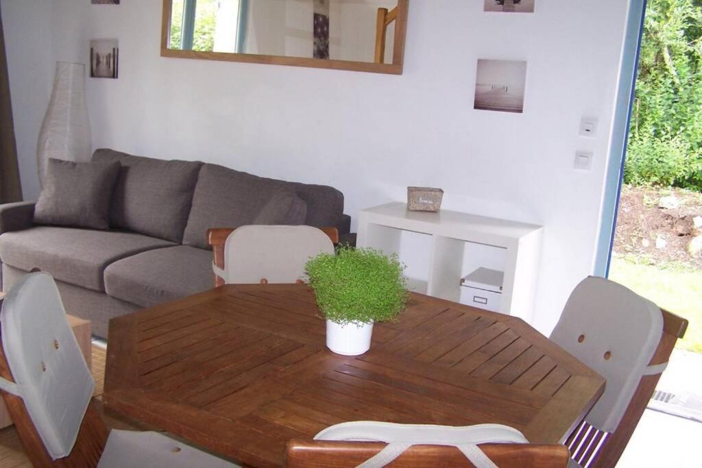Maison avec jardin clos. Animaux acceptés - Wifi - Proche plages de la Trinité sur Mer et Carnac Extérieur photo