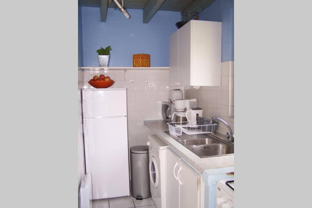 Maison avec jardin clos. Animaux acceptés - Wifi - Proche plages de la Trinité sur Mer et Carnac Extérieur photo