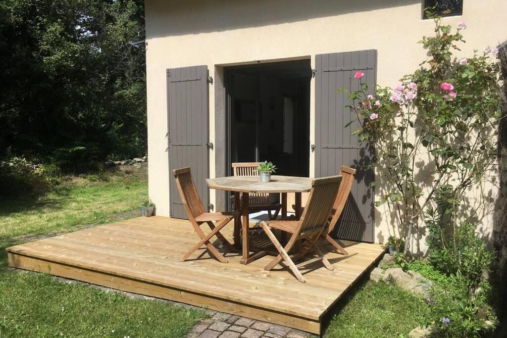 Maison avec jardin clos. Animaux acceptés - Wifi - Proche plages de la Trinité sur Mer et Carnac Extérieur photo